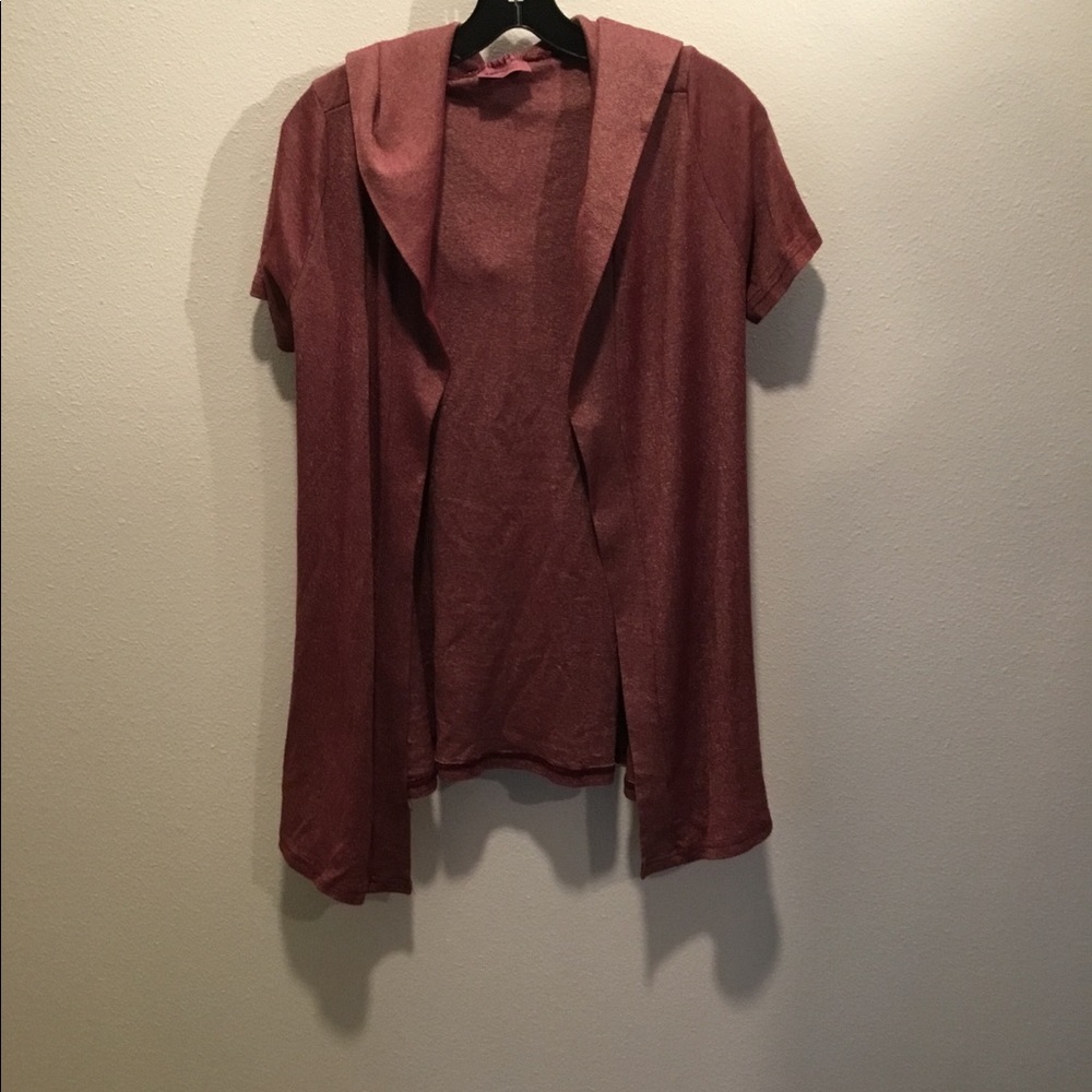 Cute cardigan type over thing